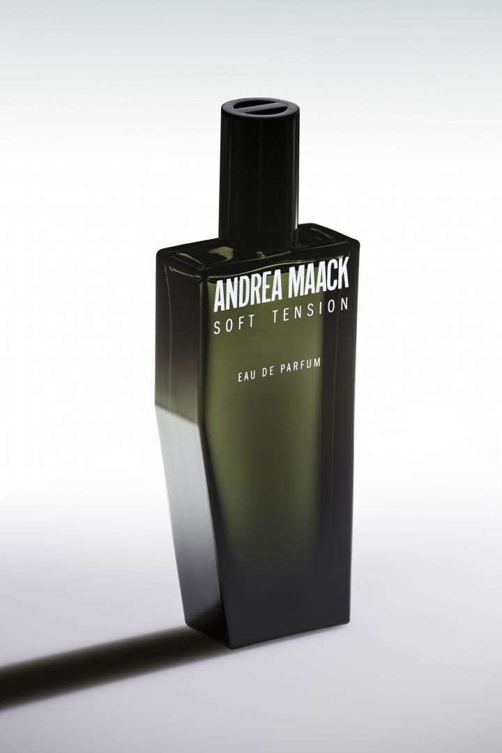 AndreaMaack-MaddalenaCasadei-perfume-bottle_03.jpg